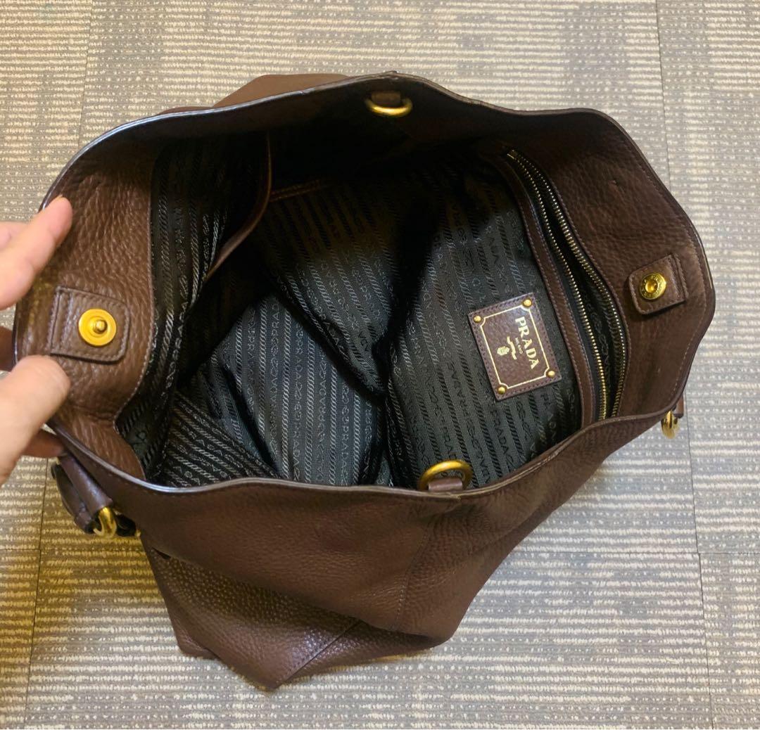 Authentic Prada Hobo Bag (Category: Luxury Bags & Wallets) located in Pasig City. Submitted by mikebyme (Listing ID 1008006122, Image 3). Description: Authentic, Used, but no flaws.. Very good condition, bought in Japan.. (Money back guaranteed) .