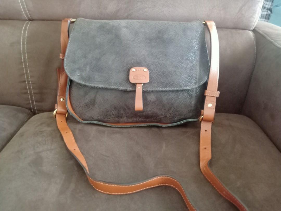 Brics shop sling bag