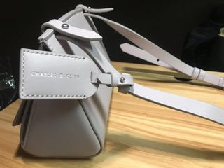 （分類：）位於 。 由 max.ll 提交（商品編號 1007283735，圖片 1）。簡介： 。