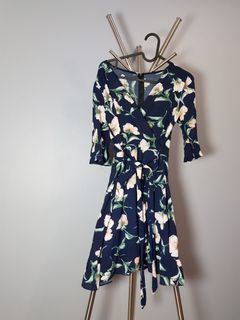 (Category: ) located in . Submitted by boutique2612 (Listing ID 1008121407, Image 1). Description: .