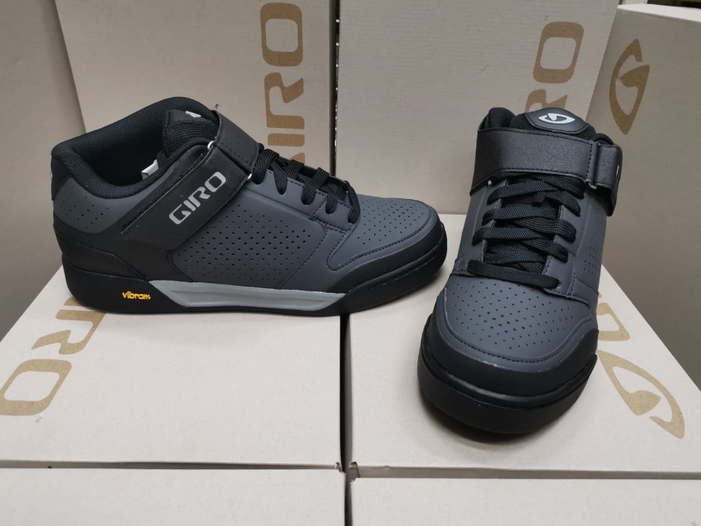 Giro Riddance Mid MTB Flat Shoe Shadow Black Sports Equipment Bicycles Parts Parts Accessories on Carousell