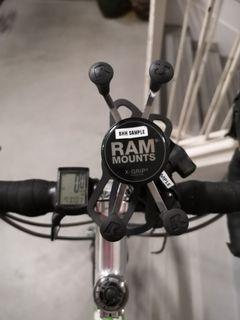 Handphone mounting (Ram Mounts)