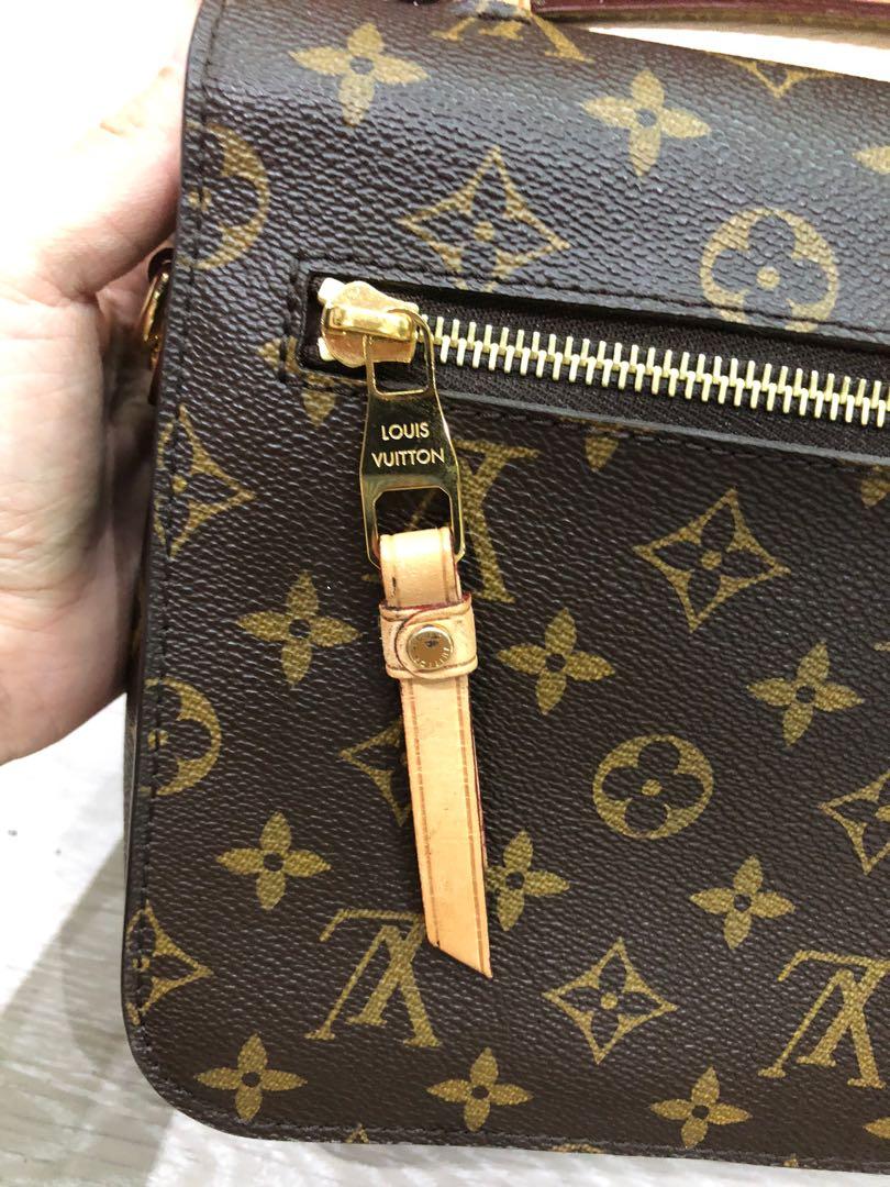 Louis Vuitton Pochette Metis Monogram - LVLENKA Luxury Consignment