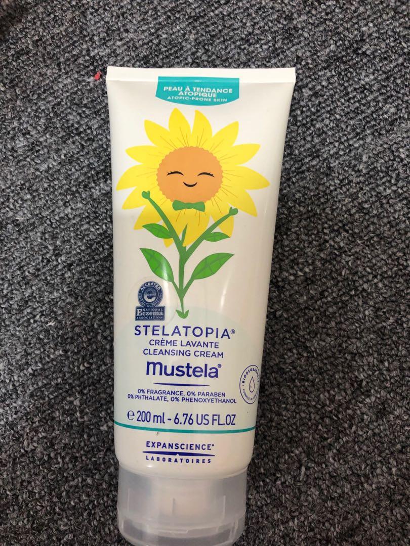 mustela stelatopia creme lavante cleansing cream