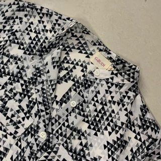 Pattern blouse