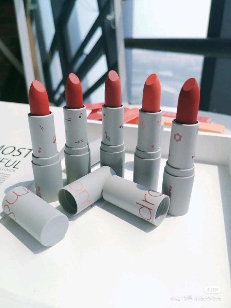 romand zero layer lipstick