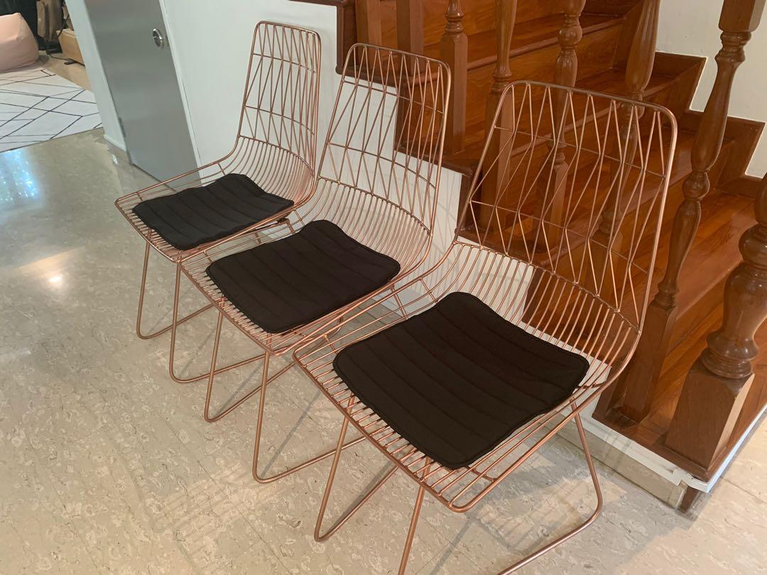 Rose gold wire chair outlet