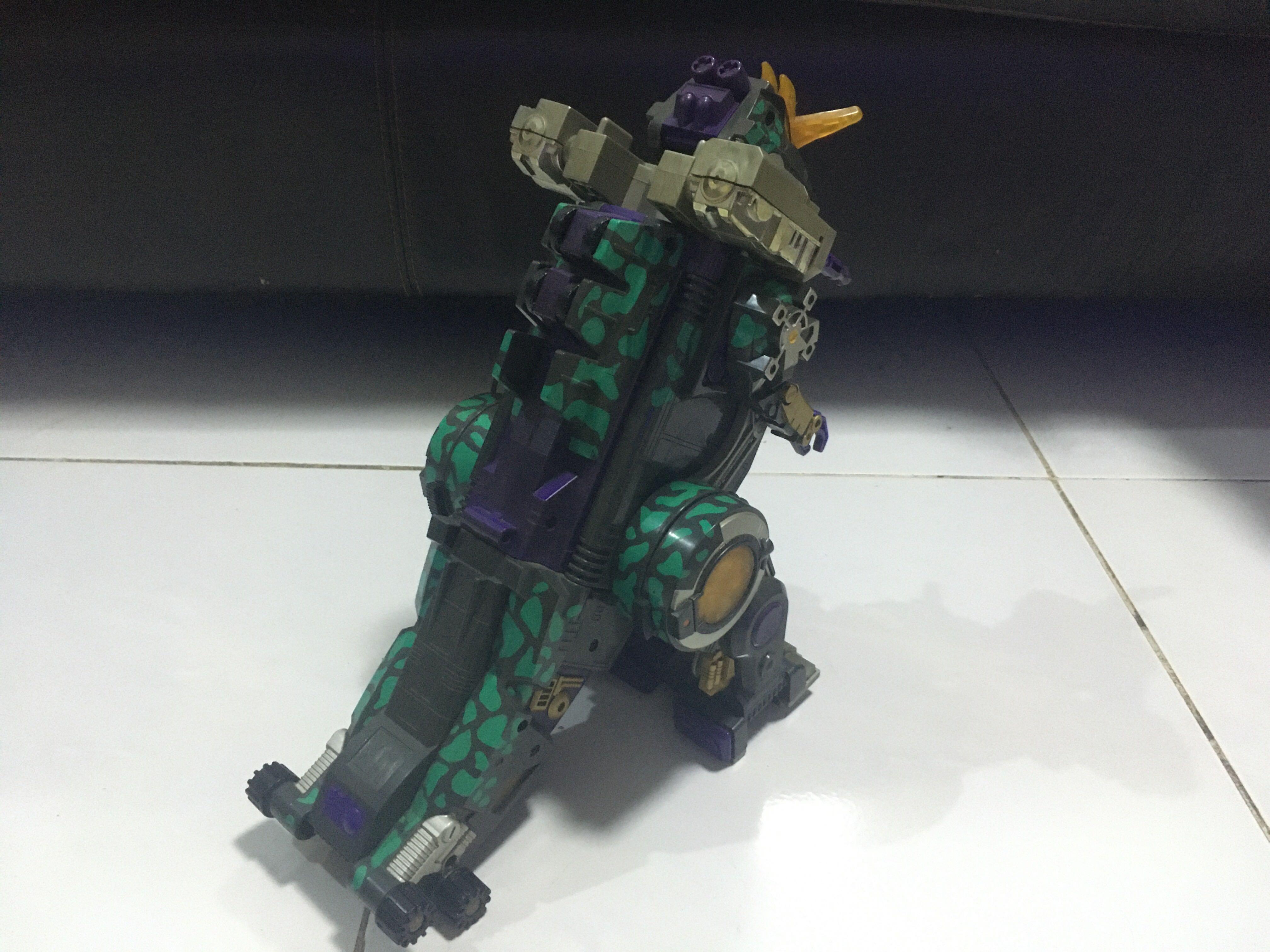 TRANSFORMER BEASTWAR GIGASTORM G1 TRIPTYCON (Category: Action & Battle Toys) located in Quezon City. Submitted by juctionstreetwear (Listing ID 1008005919, Image 3). Description: TRANSFORMER BEASTWAR GIGASTORM G1 TRIPTYCON HASBRO 1986 TAKARA CO LTD MADE IN CHIA HEIGHT 12 inches HORN SLIGHTLY BEND TO THE RIGHT NO BOX NO ATTACHMENT AS IS WHERE IS MECHANICALLY MOVING ON AND OFF FUNCTION .