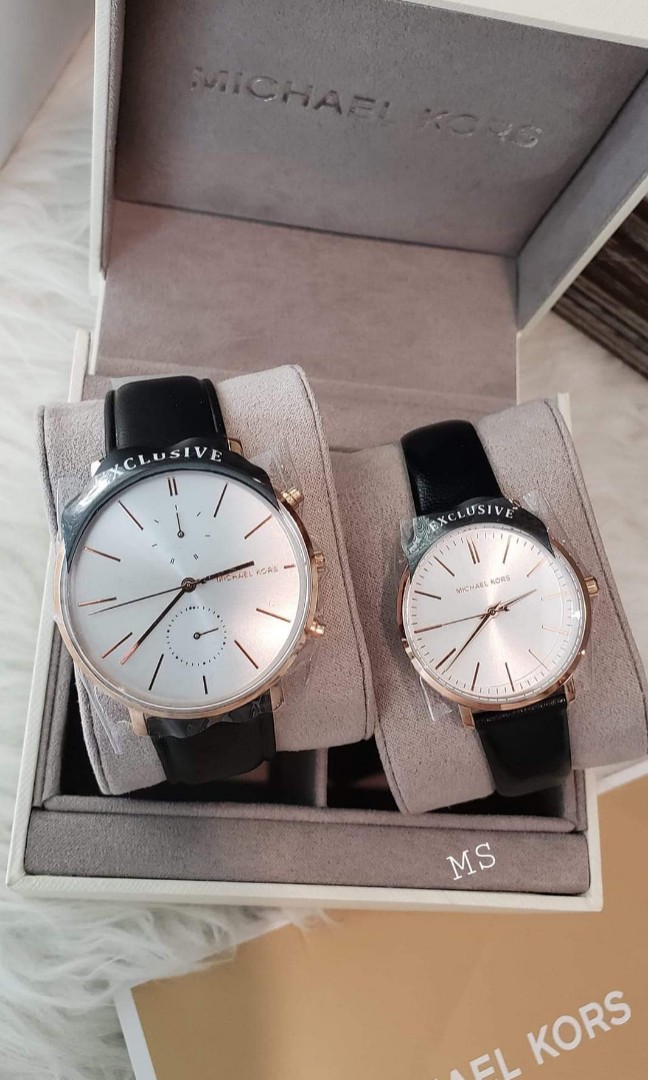 where does michael kors ship from