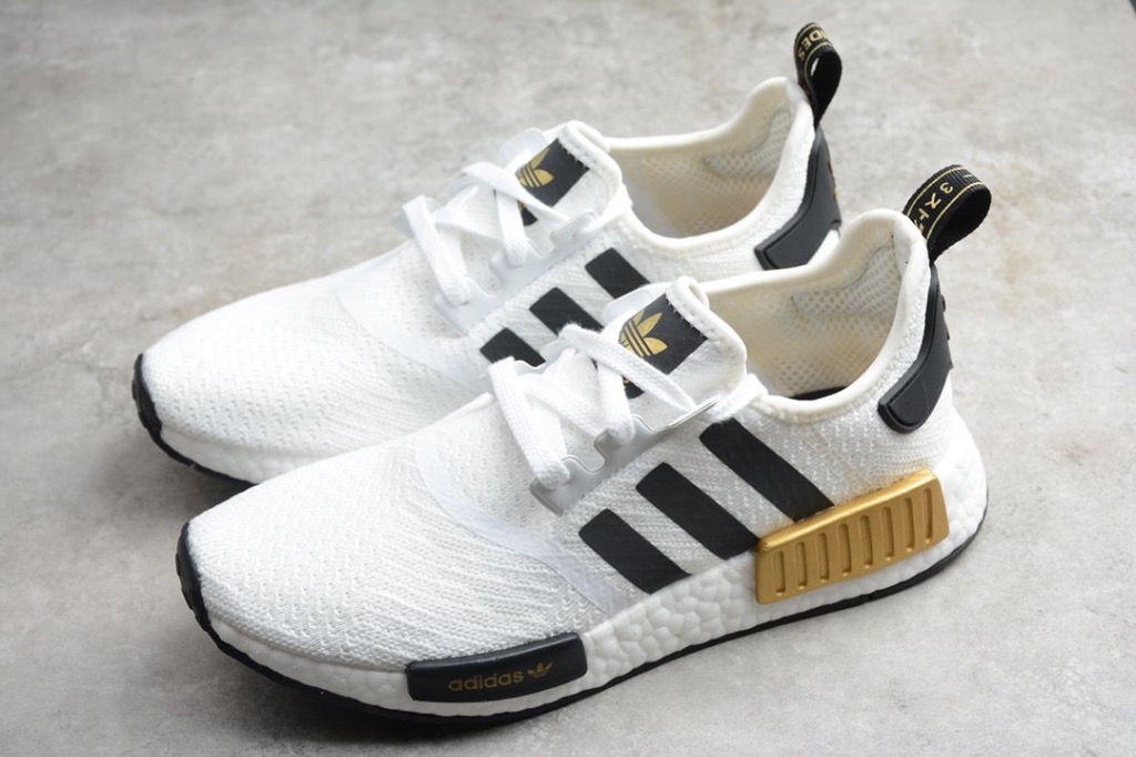 Adidas NMD R1 EG5662 shoes for men and women Euro 36-45, Men's Fashion,  Footwear, Sneakers on Carousell