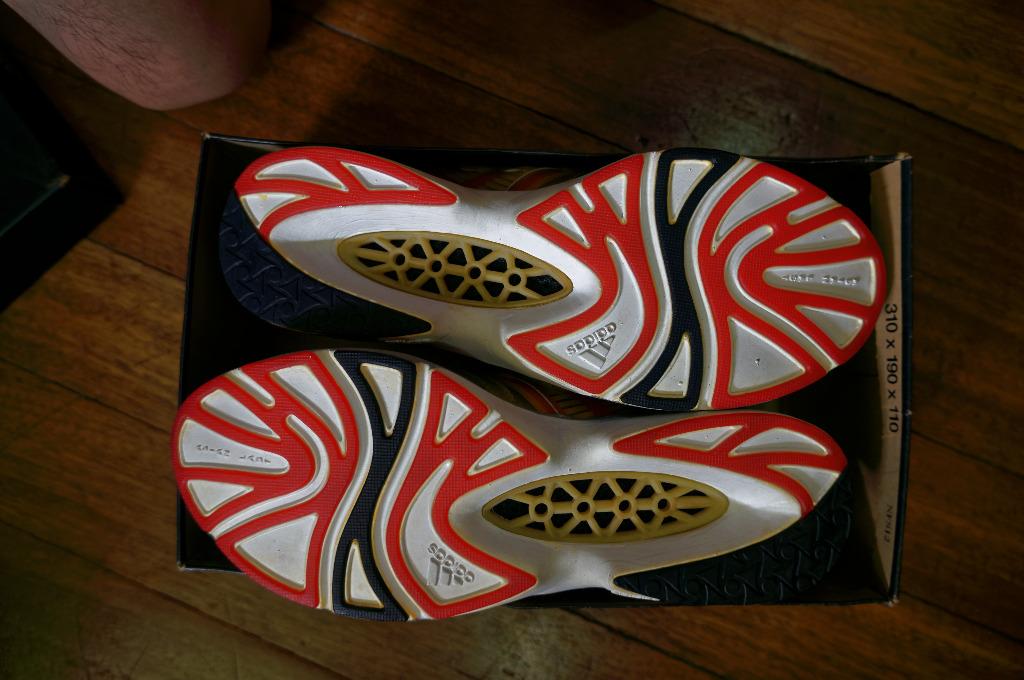 Adidas racing shoes (Category: Sneakers) located in Manila. Submitted by code6 (Listing ID 1008192984, Image 3). Description: Adidas Cubato Racing flats NOS with box.