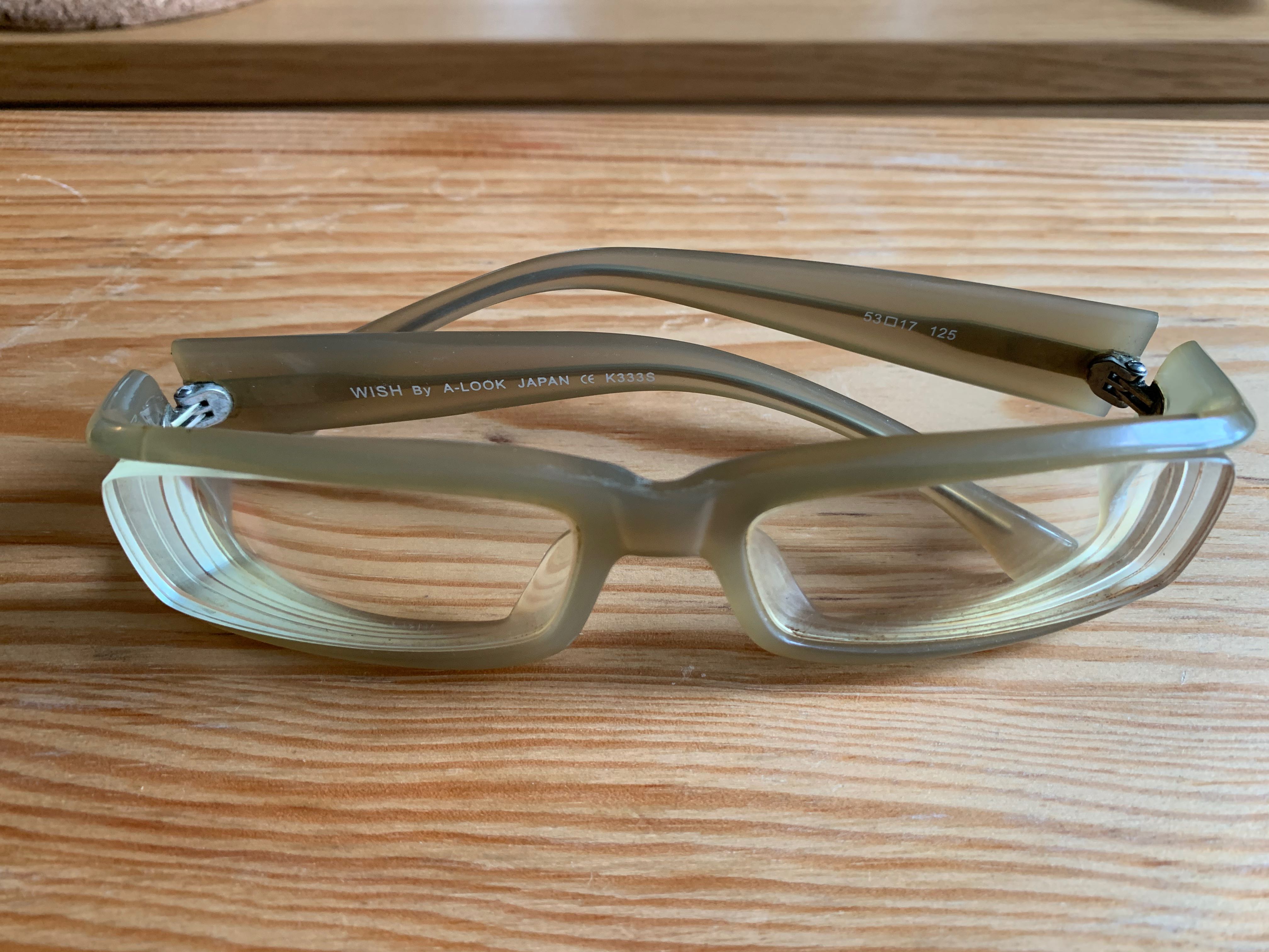 A Look 眼鏡 男裝 手錶及配件 眼鏡 Carousell A Look 眼鏡 男裝 手錶及配件 眼鏡 Carousell