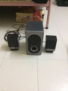(Category: ) located in . Submitted by gadgetstore88 (Listing ID 1008206028, Image 1). Description: .