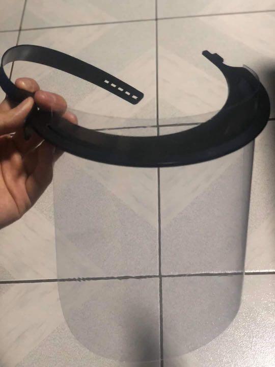 Antidrop faceshield (Category: Vision Care) located in Caloocan City. Submitted by _preloved_bb (Listing ID 1008235942, Image 2). Description: 65/pc 50pcs 60/pc Payment option: BPI, BDO, gcash Delivery option: angkas, grab, joyride, lalamove LBC-cash on pick-up (P100 nationswide) .