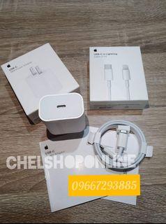 Apple charger 18watts & USB-C to Lightning 1meter.