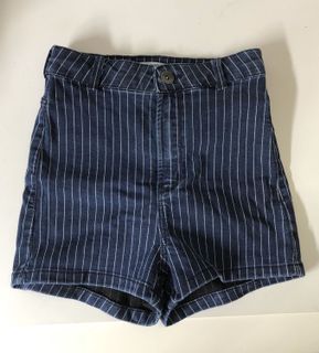 (Category: ) located in . Submitted by ouhhhhok (Listing ID 1008193824, Image 1). Description: .