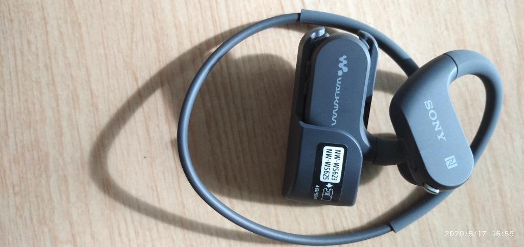 Bluetooth earpiece SONY NW S623