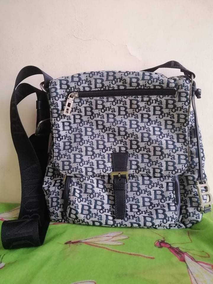 Bonia bag price in philippines clearance