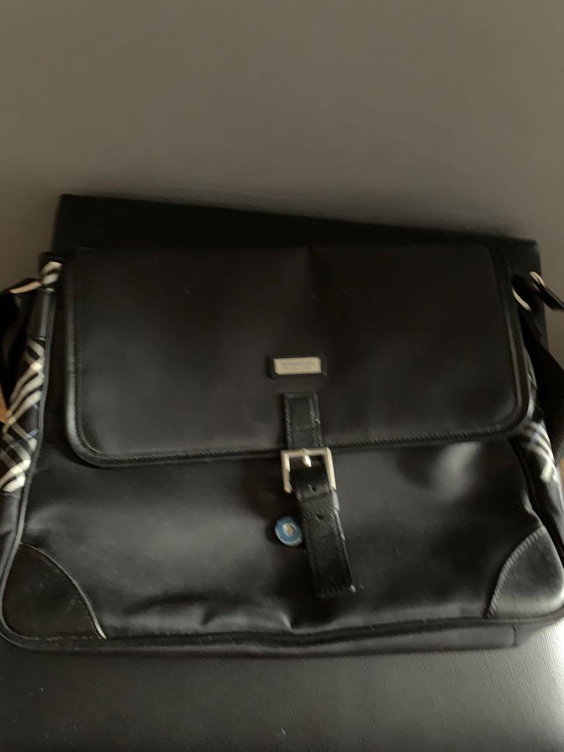 burberry black label sling bag