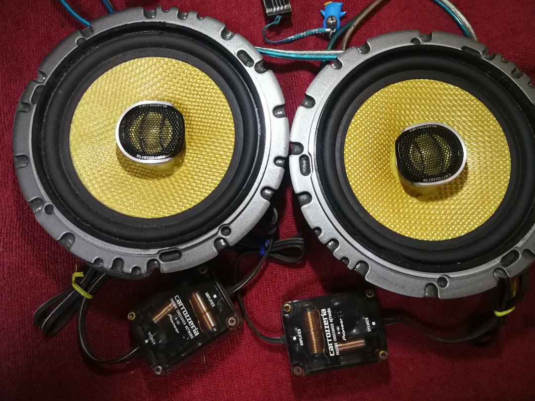 Carrozzeria TSJ17A Speakers 6inch + Crossovers, Auto Accessories on