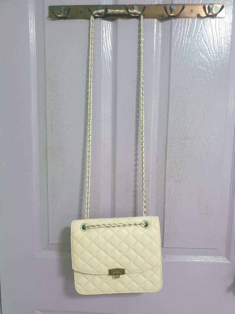 charles and keith light pink bag