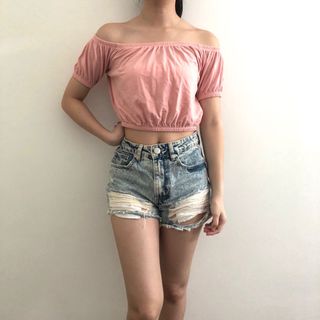 (Category: ) located in . Submitted by resaleboutique (Listing ID 1008246624, Image 1). Description: .