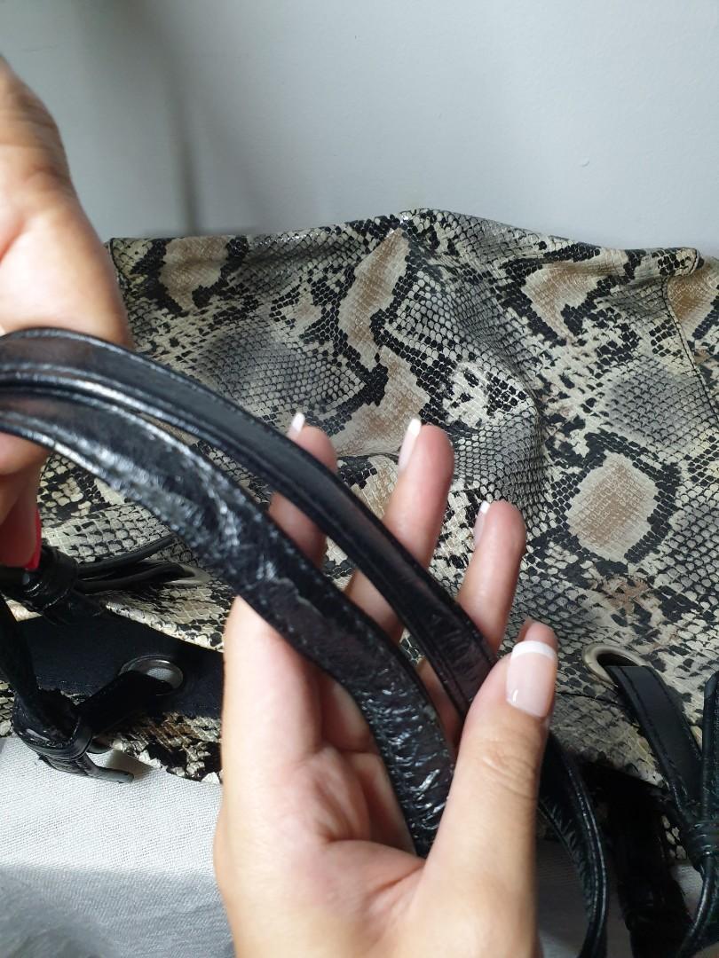 Nine west snake print purse top
