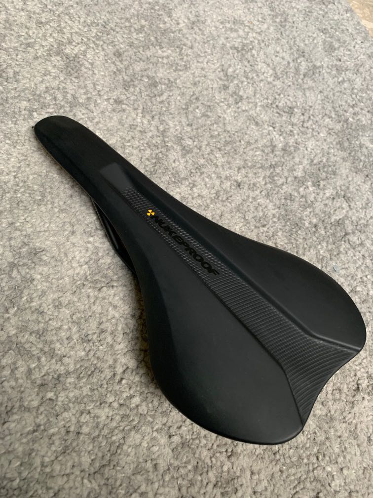 nukeproof vector am saddle