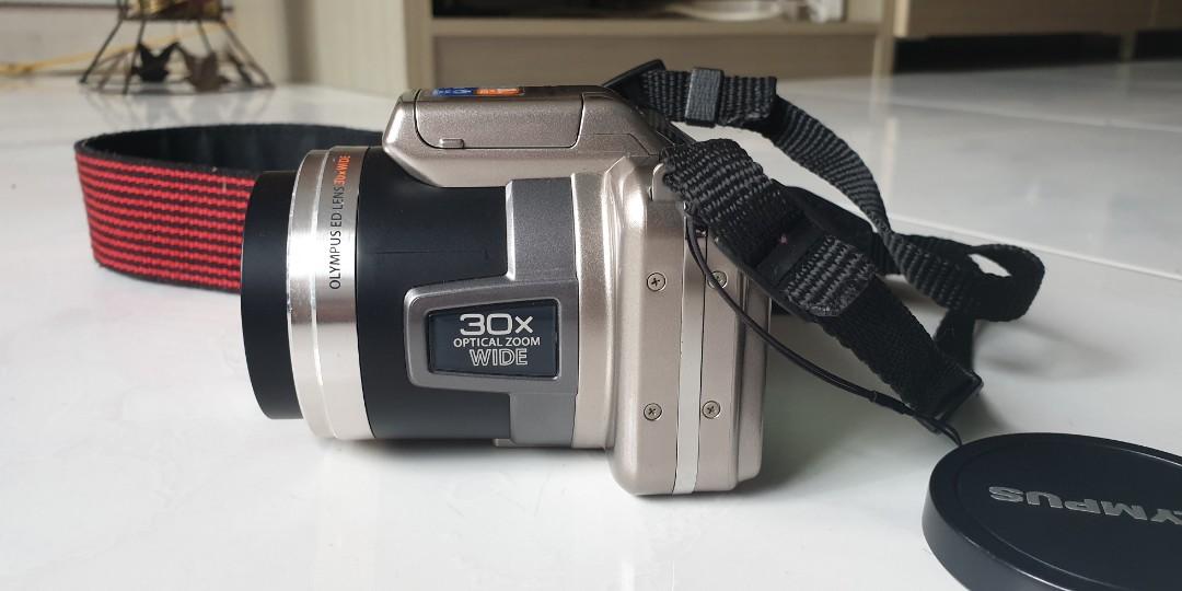 Olympus SP800UZ 14MP Digital Camera with 30x Wide Angle Dual Image