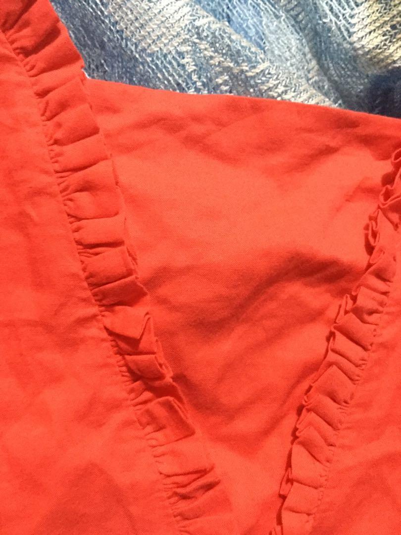 Orange Crop Top with Butterfly Sleeves (Category: Longsleeves) located in Muntinlupa City. Submitted by ryle17 (Listing ID 1008241445, Image 3). Description: Crop top orange canvas fabric You may chat me if you wanted to know the exact measurement of the item with the use of measuring tape. #maynewbie .