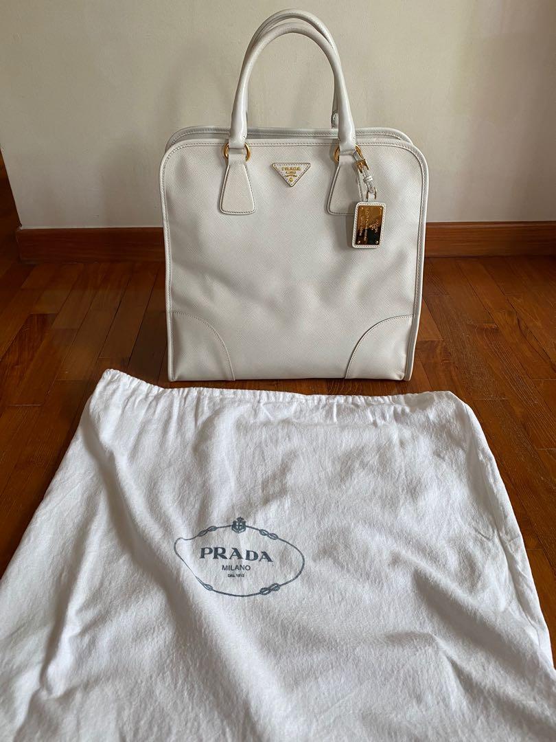 Saffiano calf 2025 leather shopping