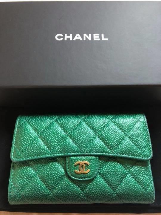 Chanel 18s emerald 2025 green