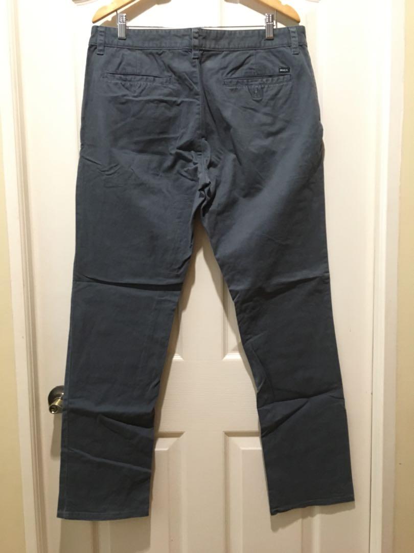 RVCA Chino Pants (Category: Chinos) located in Las Pinas. Submitted by 8ocho8 (Listing ID 1008225640, Image 3). Description: RVCA All Time Chino Pants Bought in Plato’s Closet Honolulu, Hawaii Color: Gray Slim Fit Semi Stretch fabric 9/10 Condition Measurements are on the pictures posted. Meetup in Las Piñas area or Shipping pwede. Check out my other stuff for sale! Maraming salamat po.
