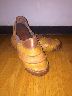 Sepatu Kulit Bekas Sepatu Carousell Indonesia