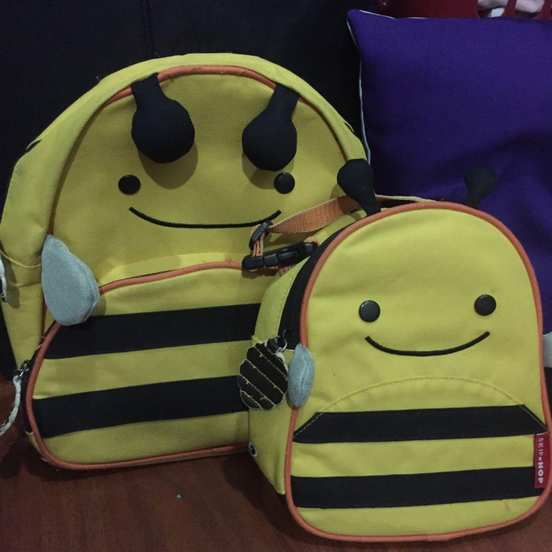 Skiphop authentic backpack set (Category: Diaper Bags & Wetbags) located in Lipa City. Submitted by ellagreg (Listing ID 1008327380, Image 1). Description: Authentic skip hop backpack and lunchies set From US Stocked and in good condition Buyer pays Sf via jrs .