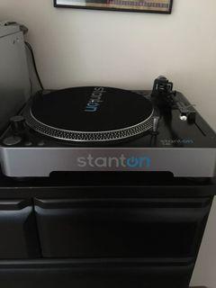 Stanton T52 Turntable