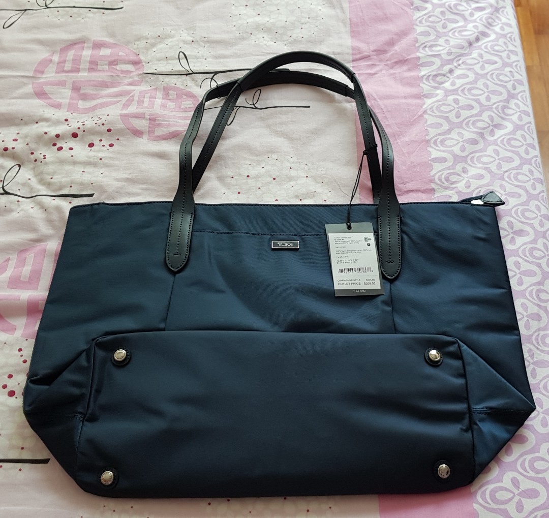 Tumi q on sale tote outlet