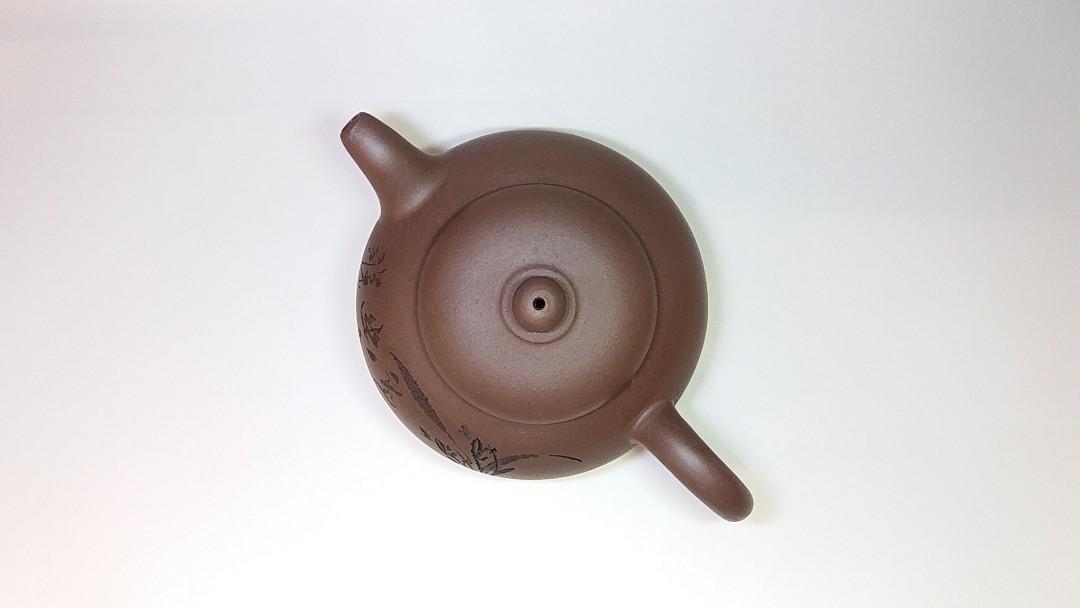 中國宜興老技師荊溪張130cc鼓腹紫砂壺(底款-荊溪張，蓋款-張), 傢俬