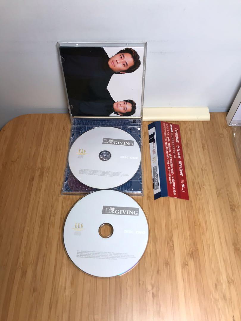 王傑 giving 2cd 碟淺痕 附側紙, 興趣及遊戲, 音樂樂器 & 配件, 音樂與媒體 - CD 及 DVD - Carousell