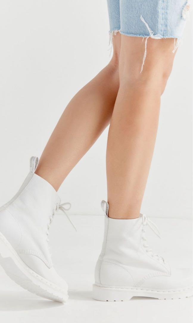 Dr martens 1460 pascal virginia shop mono white