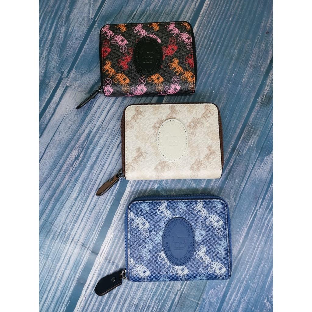 Small wallet with hot sale horse and carriage print