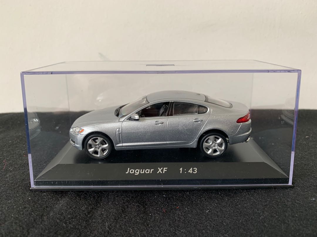 Jaguar xf 2025 diecast model