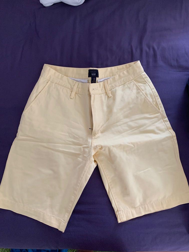 Gap Khakis LIVED IN Shorts Men s Fashion Bottoms Shorts on