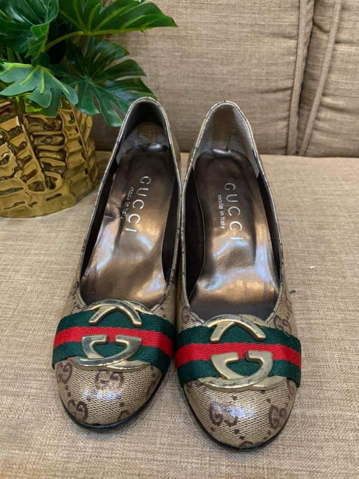 sz. 37 Gucci shoes Japan Preloved Women s Fashion Footwear