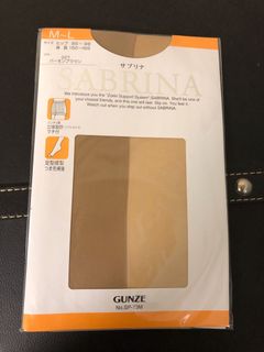 （分類：）位於 。 由 Gigihadid 提交（商品編號 1008572859，圖片 1）。簡介： 。