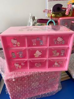 (Category: ) located in . Submitted by shoppingqueen00 (Listing ID 1008566985, Image 1). Description: .