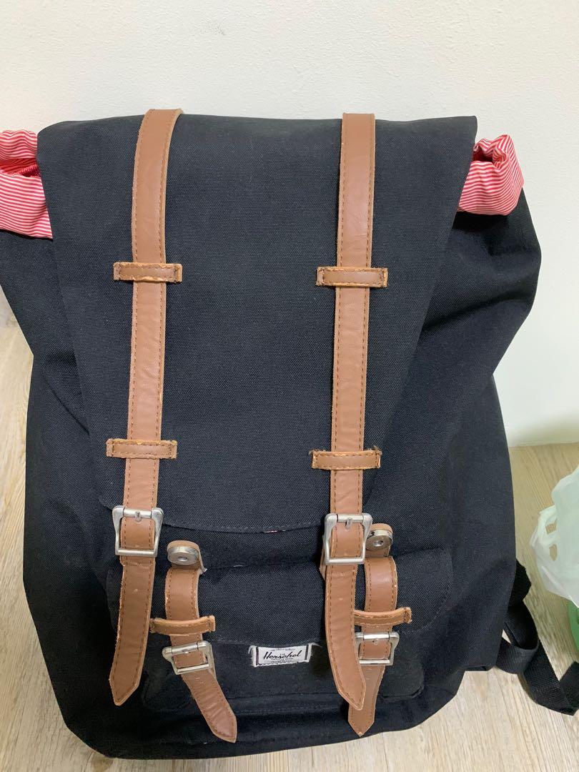herschel backpack sizes