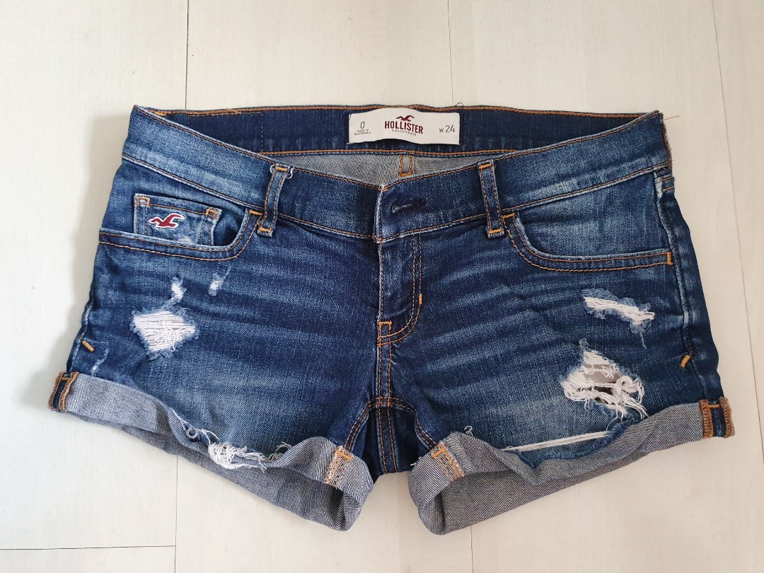 hollister distressed shorts
