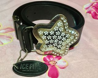 （分類：）位於 。 由 berry_bunny 提交（商品編號 1008594677，圖片 1）。簡介： 。