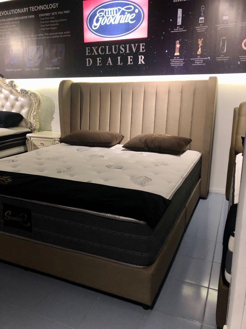 King bed c/w pocket spring mattress, Furniture & Home Living, Furniture